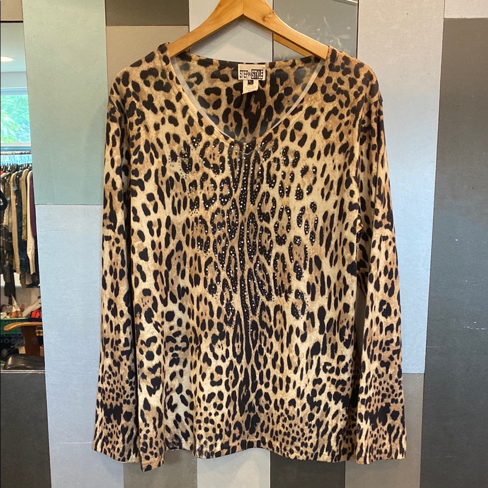 Vintage 80s Leopard Print Long Sleeve Top